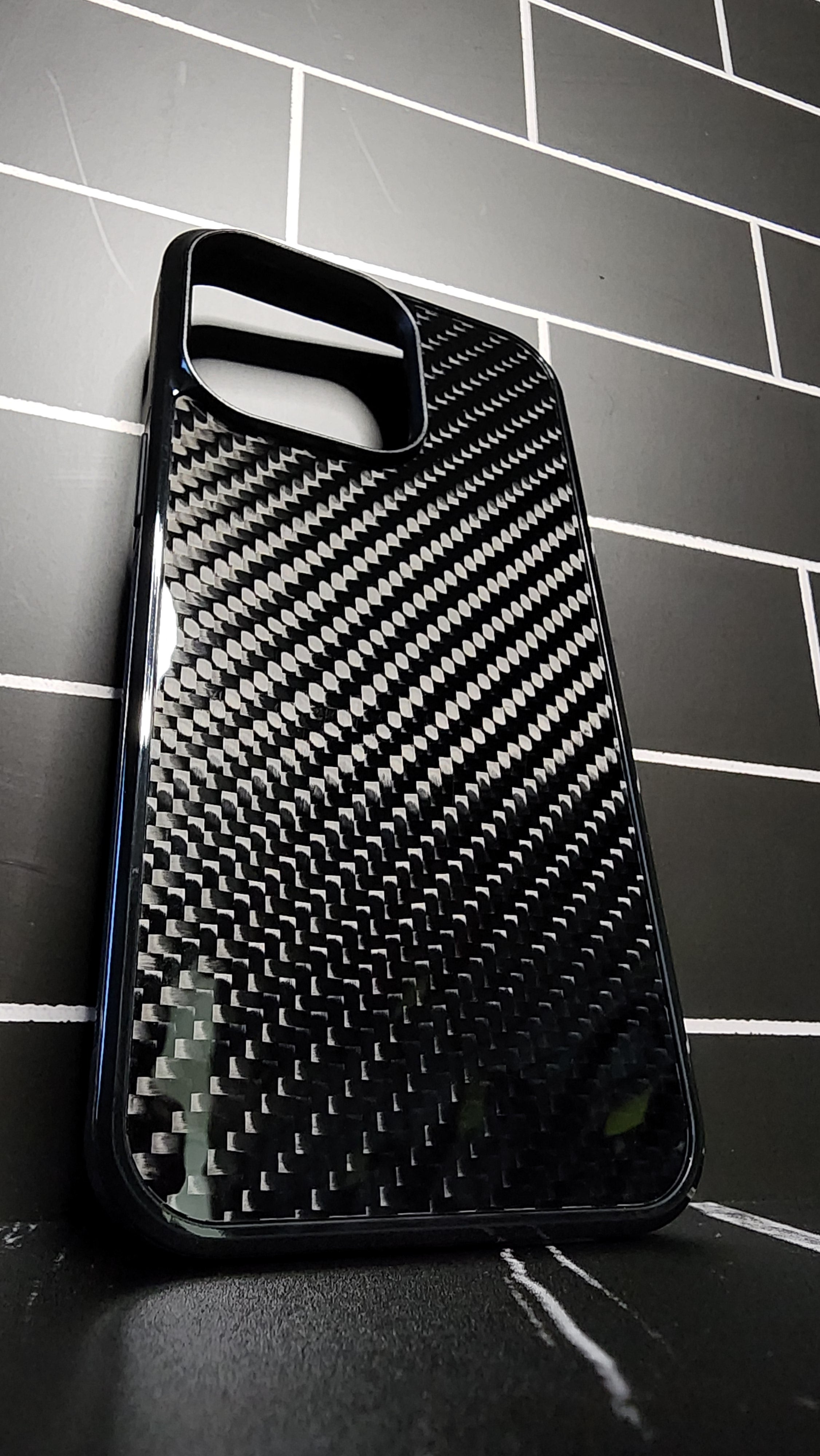 Carbon Fiber iPhone Case | MagSafe Compatible