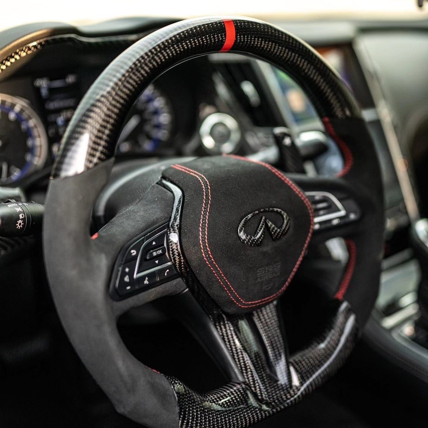 Jalisco's carbon fiber steering wheel for Infiniti Q50/Q60 with red stripe and silk grip handles