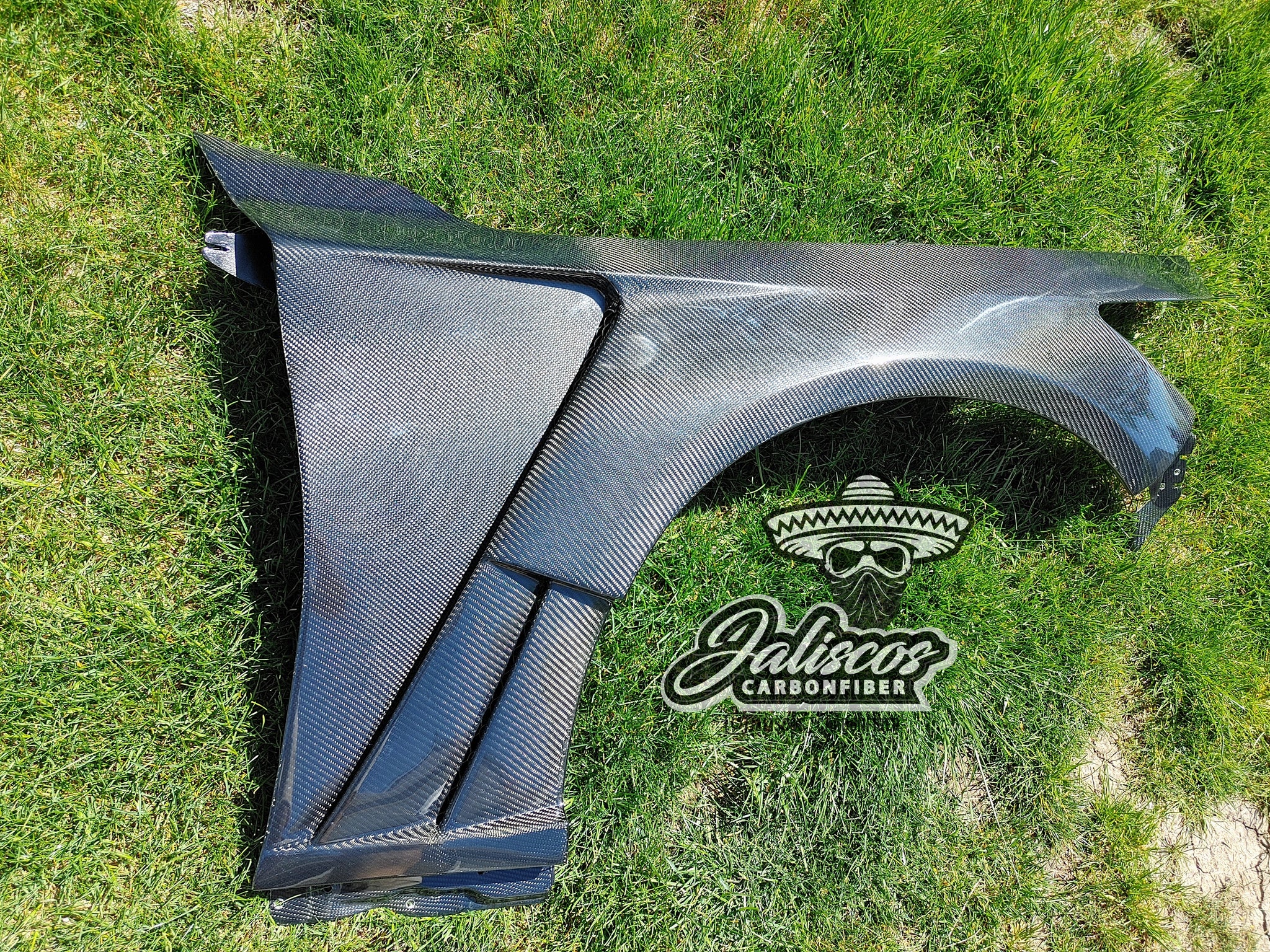 Q50 Fenders Jaliscos Carbon Fiber